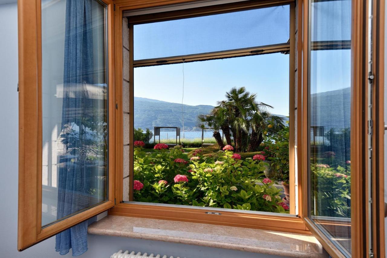 Bed and Breakfast Torre Degli Ulivi Tignale Exterior foto