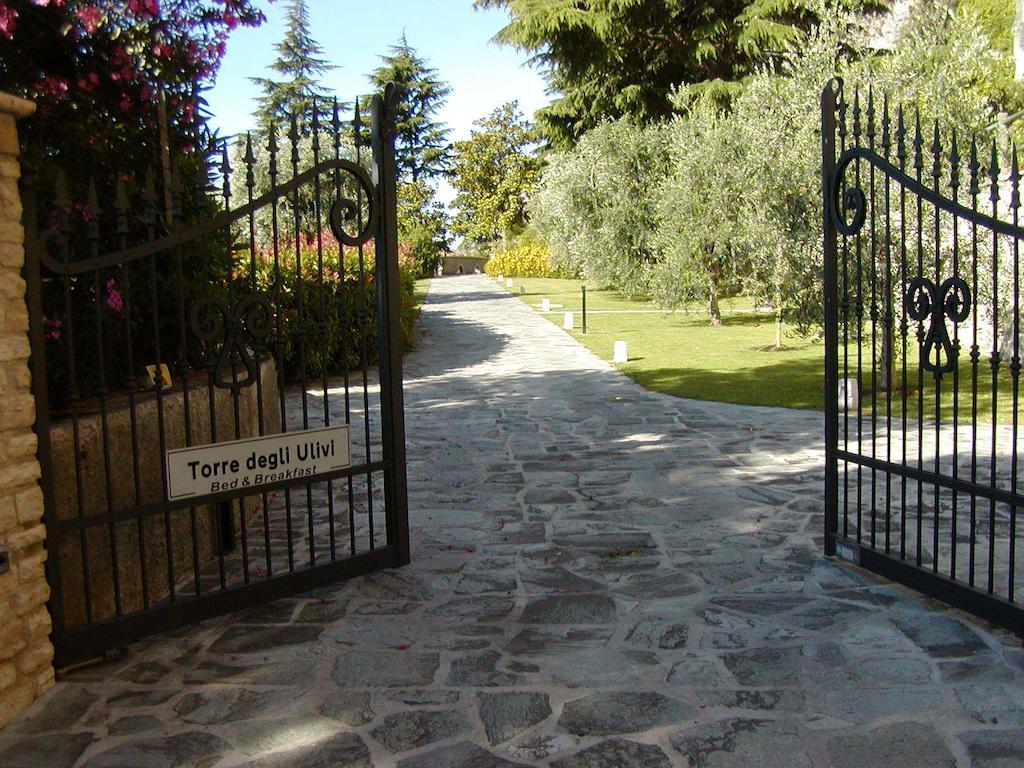 Bed and Breakfast Torre Degli Ulivi Tignale Exterior foto