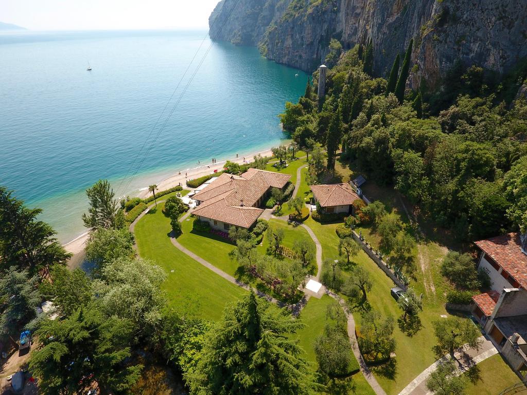 Bed and Breakfast Torre Degli Ulivi Tignale Exterior foto